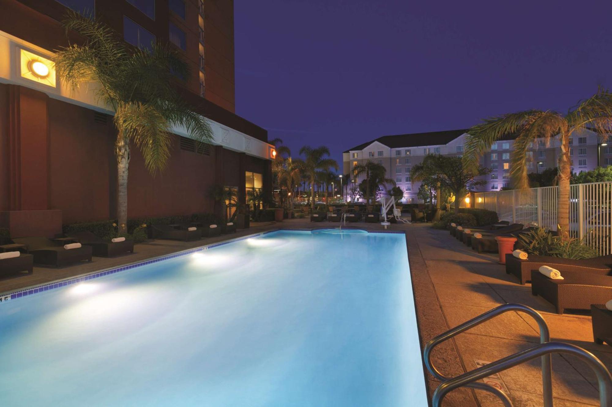 Embassy Suites By Hilton Anaheim South Garden Grove Exterior photo